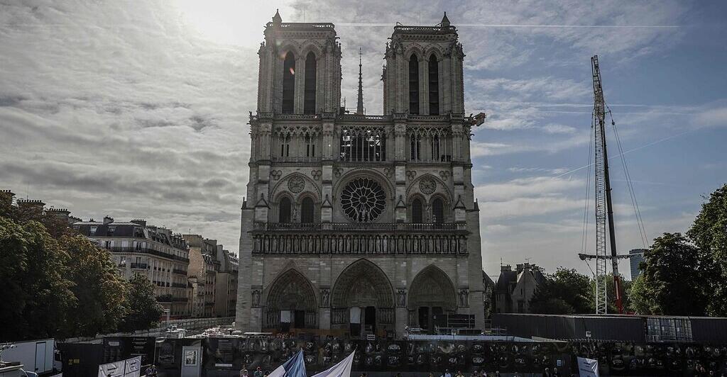 Notre Dame introduit la billetterie en ligne en raison de la ruée attendue