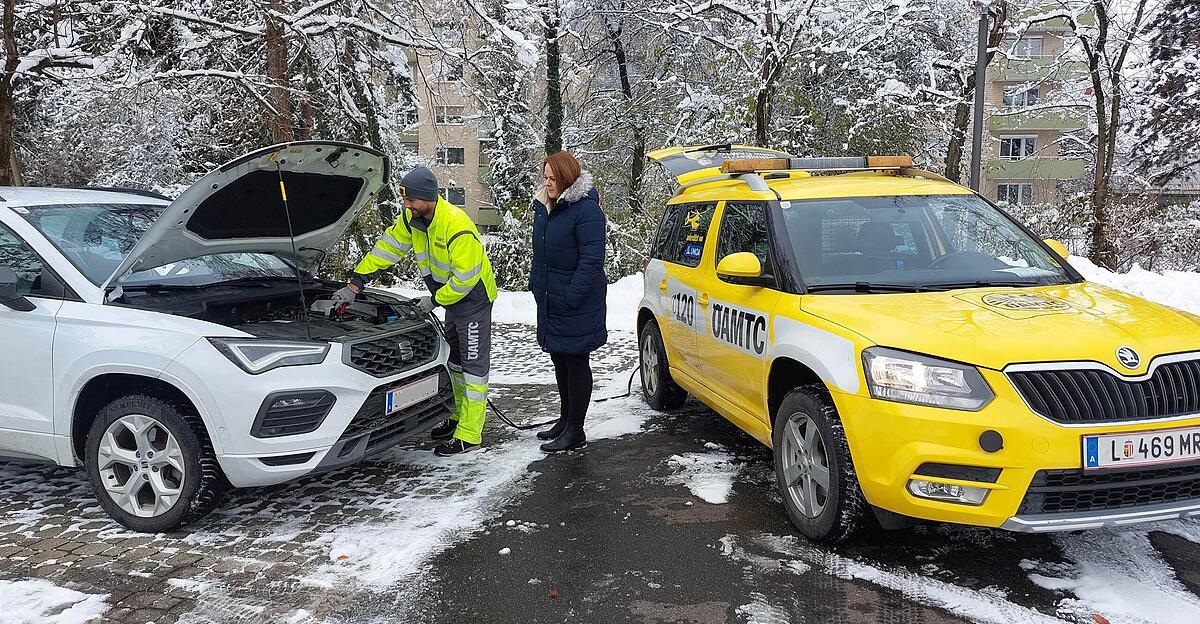 Starthilfe-geben-So-berbr-cken-Sie-die-Autobatterie-richtig