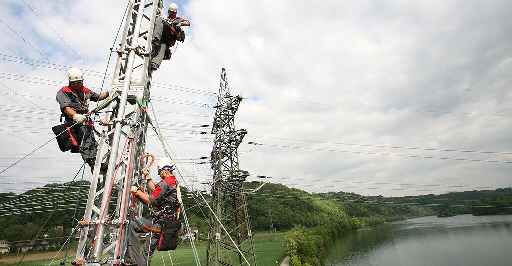 Gr-tes-Energieprojekt-im-Land-Wie-ein-Stromring-zum-Konjunkturmotor-wird