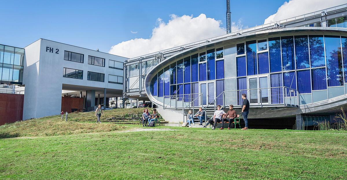 Die-Fachhochschule-sucht-Dekane-per-Stellenanzeige