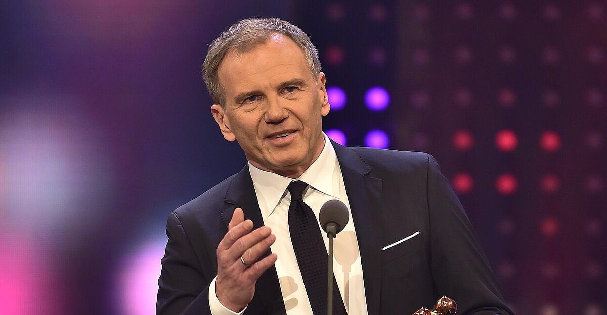 "Rassistische Fake-News-Schleuder": Scharfe Worte von Armin 