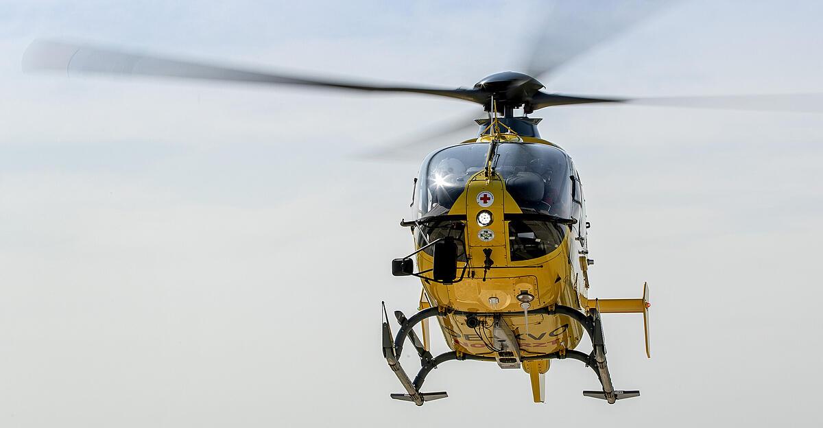 Helikoptereinsatz-nach-Unfall-mit-Gleitschirm