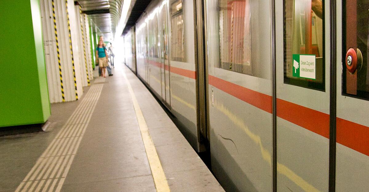 19. November - Nach Brand auf U1-Strecke in Wien droht längere Sperre