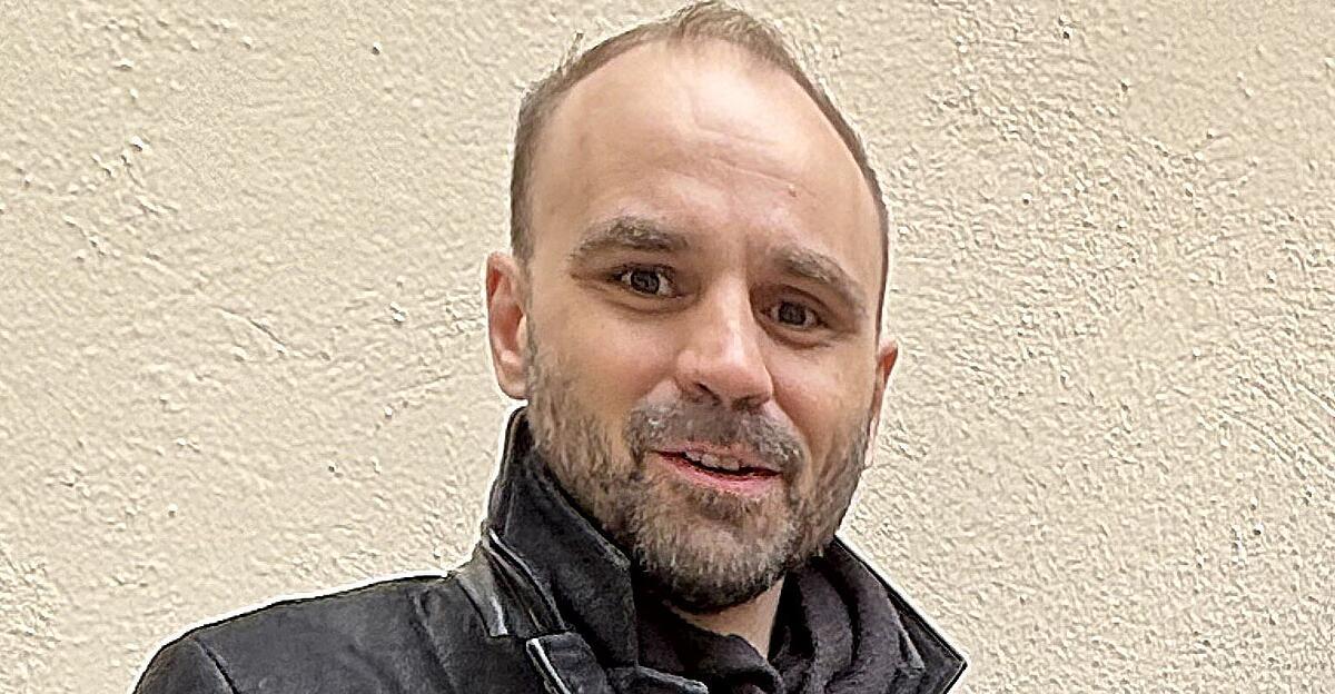 Ulf-D-ckelmann-Ein-Mann-mit-besonderem-Gesp-r-f-r-Sprache-und-Beziehungen