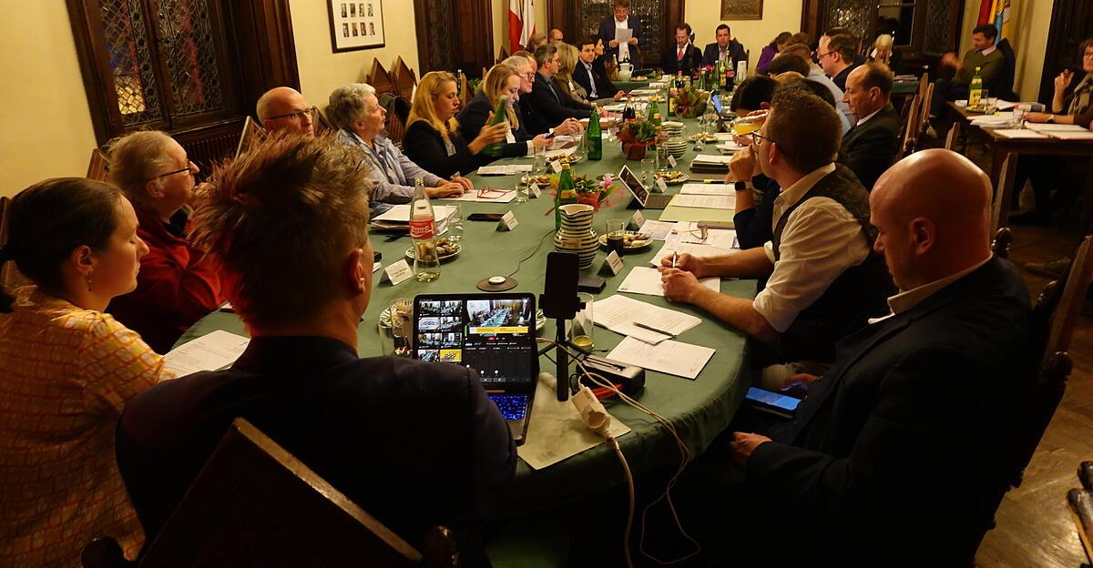 Gmunden-schafft-den-Budgetausgleich-ein-weiteres-Mal