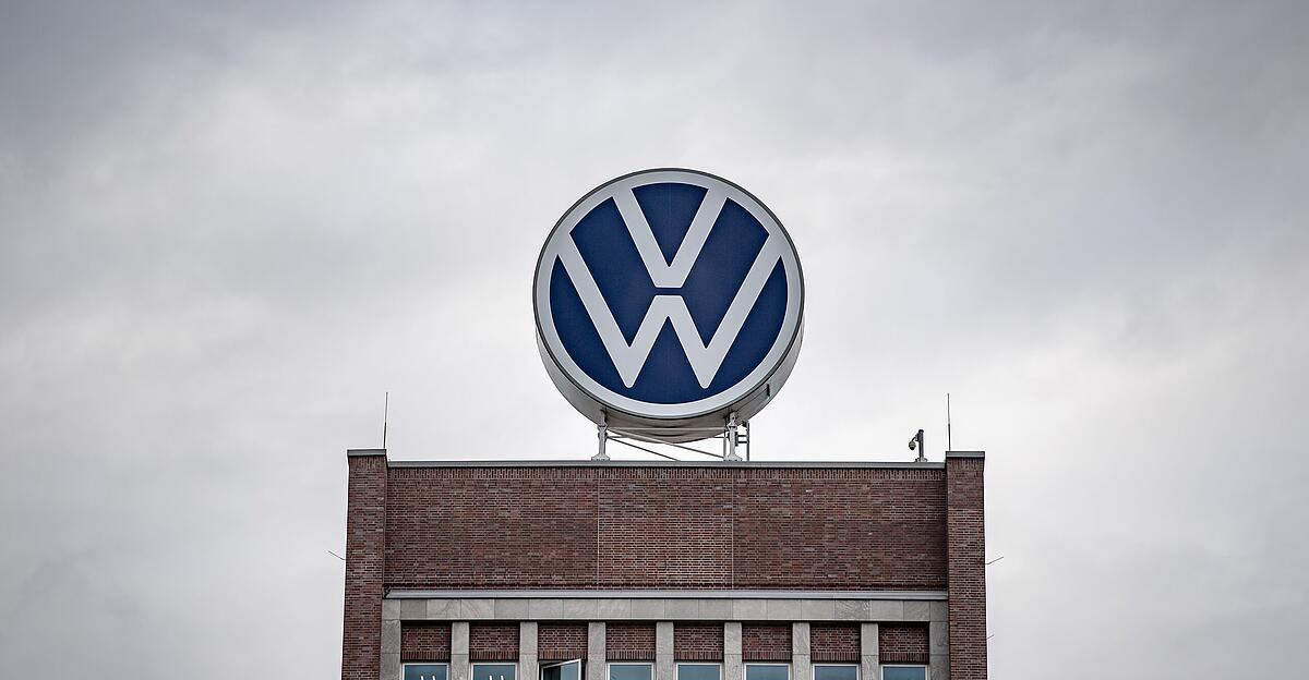 Volkswagen: Managers see situation as 'serious', union threatens strike