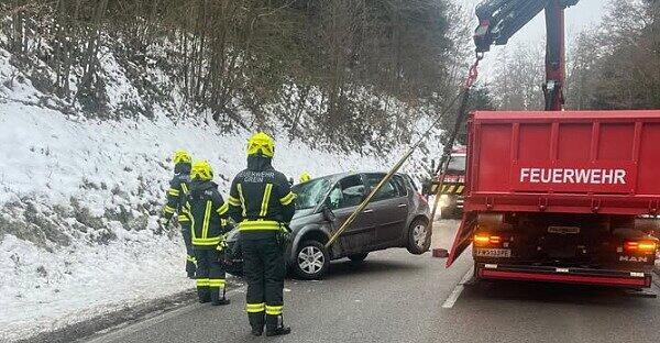 Unf-lle-auf-Ober-sterreichs-Stra-en-forderten-am-Freitag-die-Einsatzkr-fte