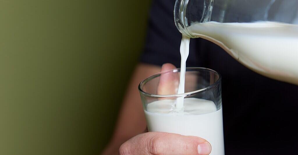 Milchmarkt-Stabiles-Vorjahr-Preisverfall-seit-Herbst