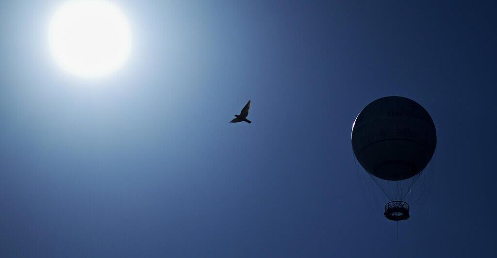 28-j-hrige-starb-bei-sturz-aus-hei-luftballon-in-polen