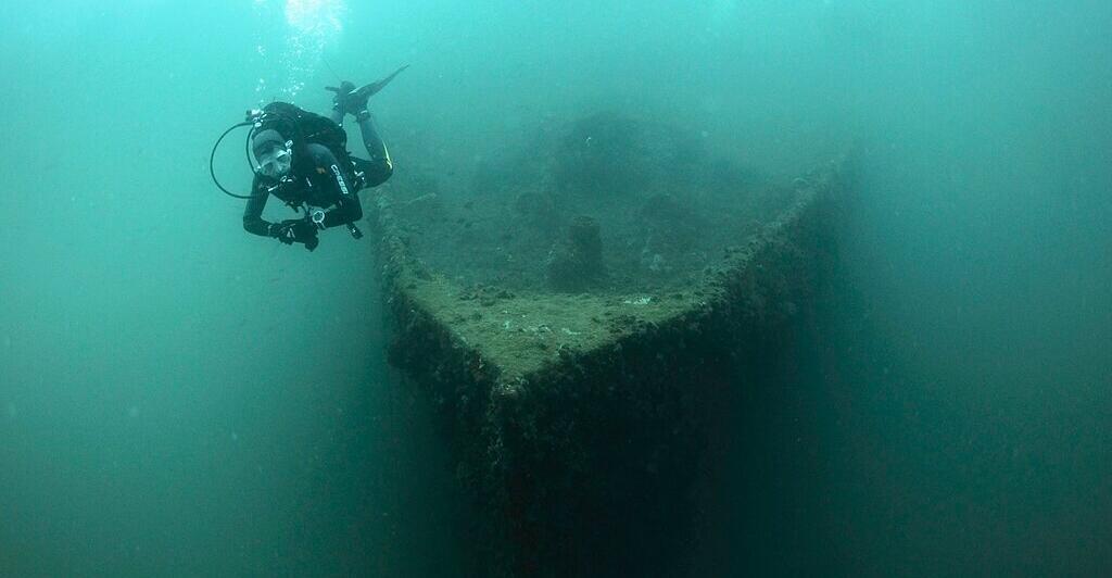 Arch-ologen-entdeckten-altgriechisches-Schiffswrack-vor-Sizilien