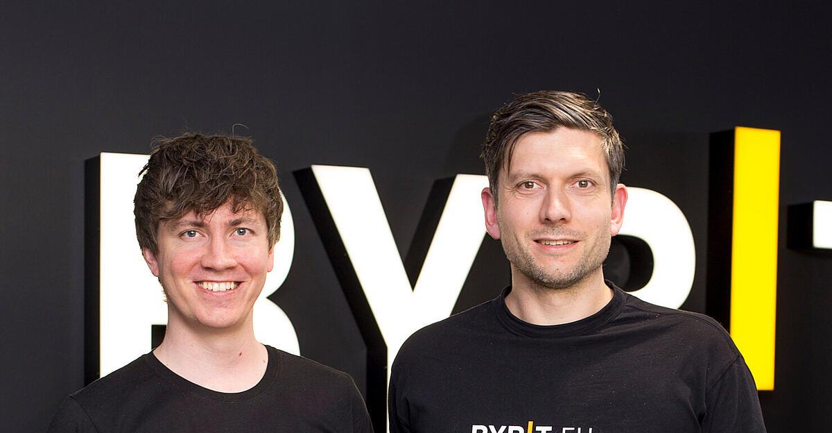 Mehr-Transparenz-bei-Kryptogeld-Blockpit-aus-Linz-zieht-neuen-Auftrag-an-Land