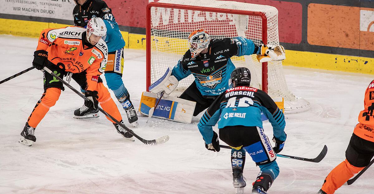 Ab-17-30-Uhr-live-Black-Wings-emfpangen-Graz-99ers