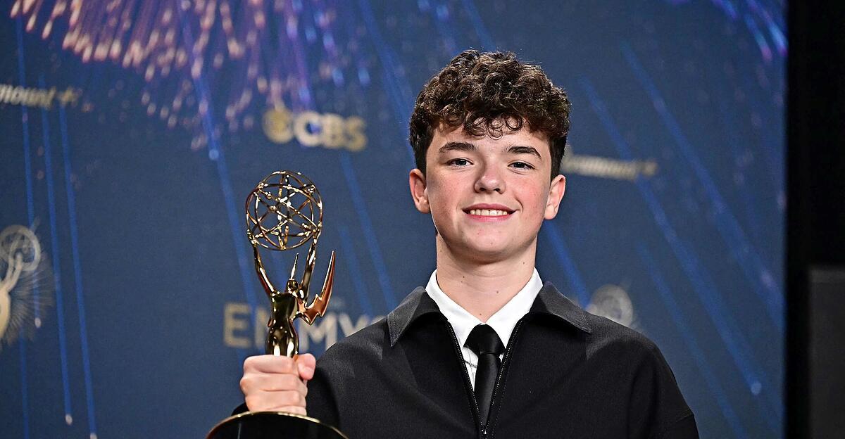 -Adolescence-Star-Owen-Cooper-15-schreibt-Emmy-Geschichte