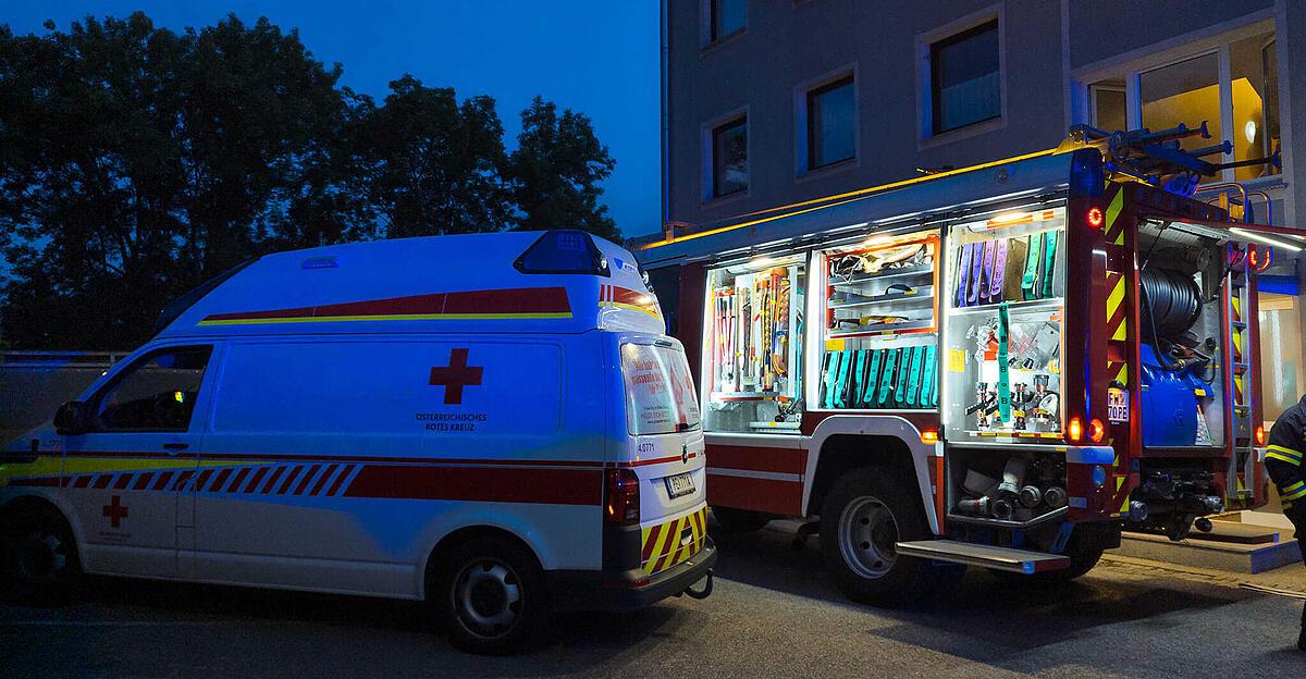 Une marmite a provoqué un incendie dans une cuisine à Schwertberg – un jeune de 21 ans blessé