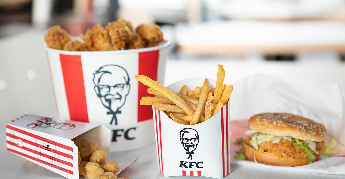Langes-Warten-hat-ein-Ende-Hendlbrater-KFC-er-ffnete-Filiale-in-Linz