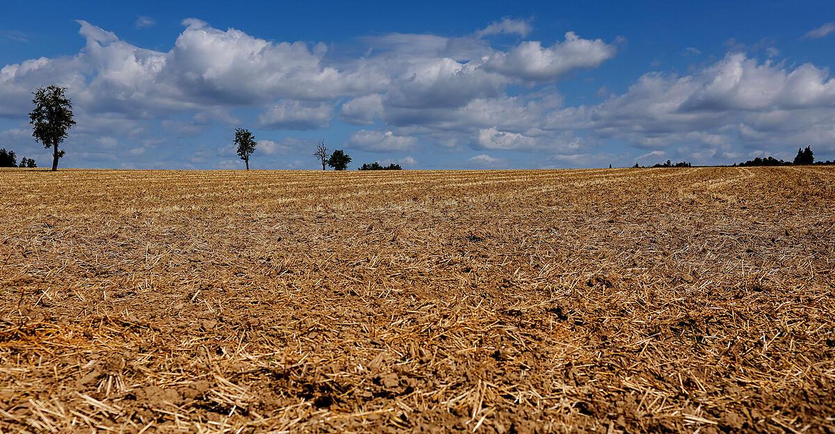 Negotiations on drought relief and climate law are hanging by a thread