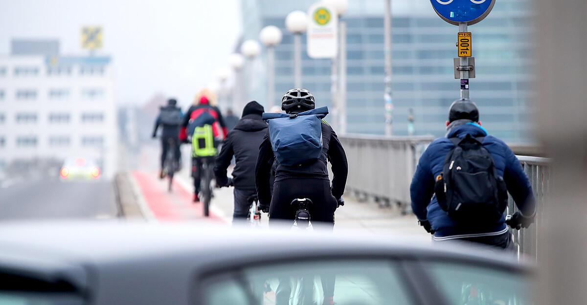 Car, bike or bus?  This is how the people of Linz get around