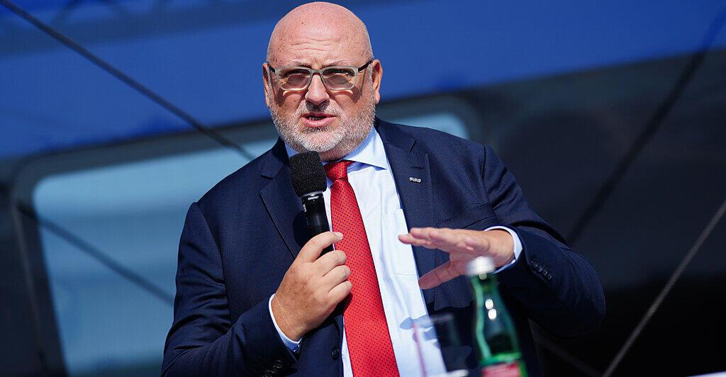 Generationswechsel-bei-den-BB-Ticketpreise-sollen-moderat-steigen-