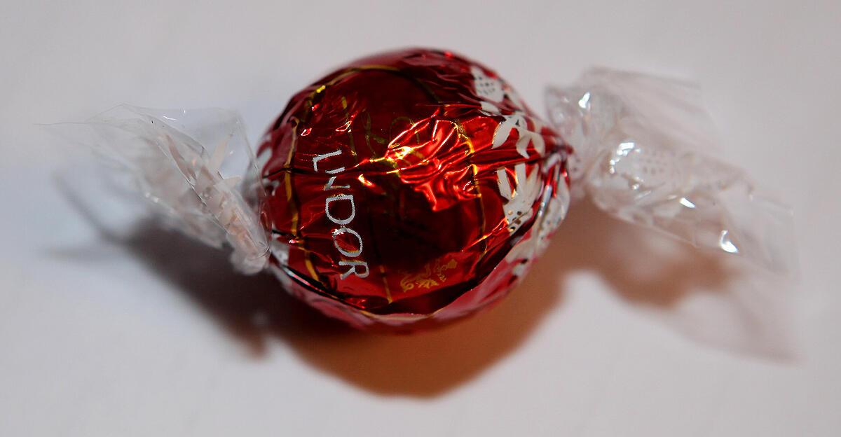 Lindor-Kugeln-Lindt-Spr-ngli-geht-gegen-Aldi-Suiss-vor