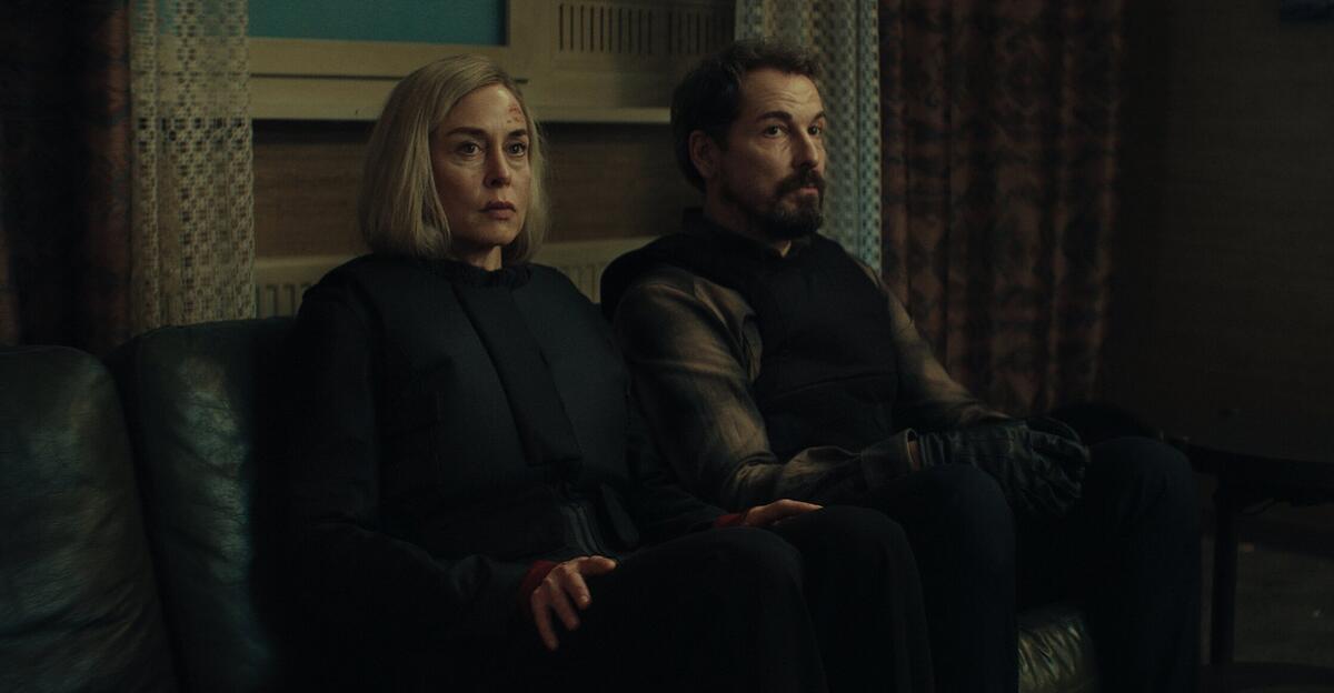 -Unfamiliar-auf-Netflix-Solide-Thriller-Kost