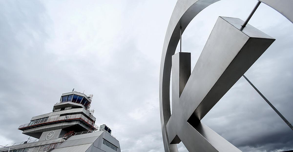 Reaktionen-Flughafen-Linz-und-Drohung-der-Ryanair