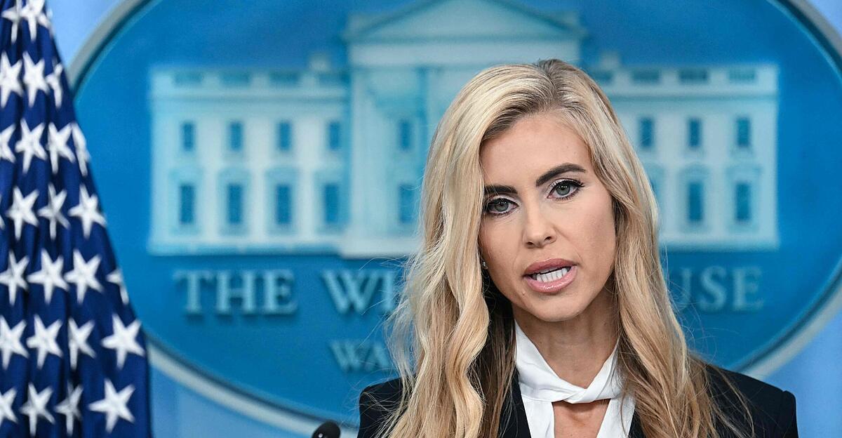 Trumps neue Sprecherin Katie Zacharia patzt bei ihrem Debüt