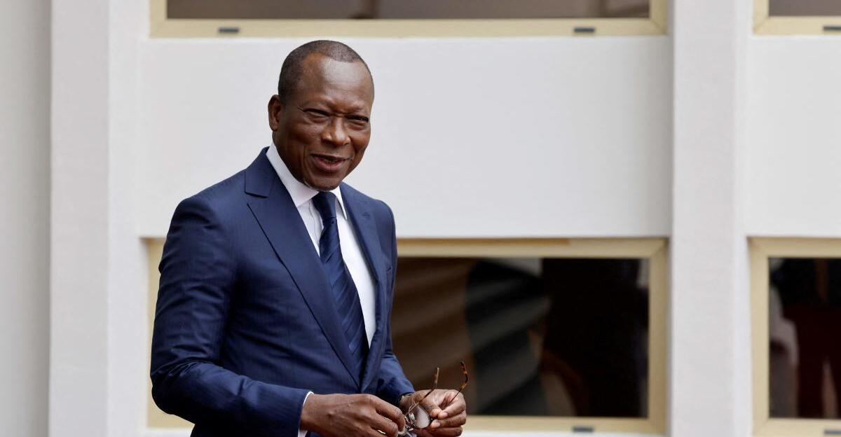 Milit-rs-in-Benin-geben-Absetzung-des-Pr-sidenten-bekannt