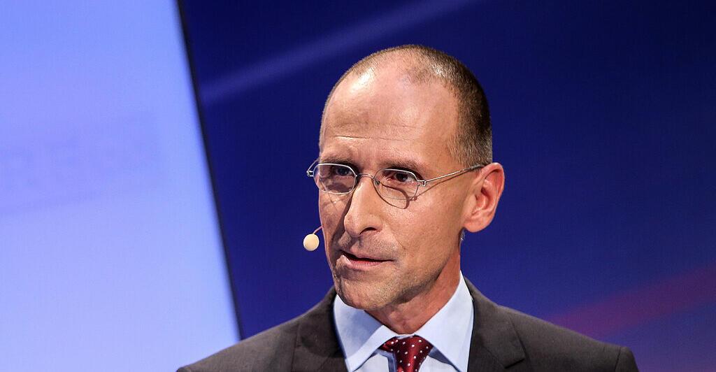 -Unter-aller-Sau-Schlagabtausch-zwischen-Nehammer-und-Filzmaier