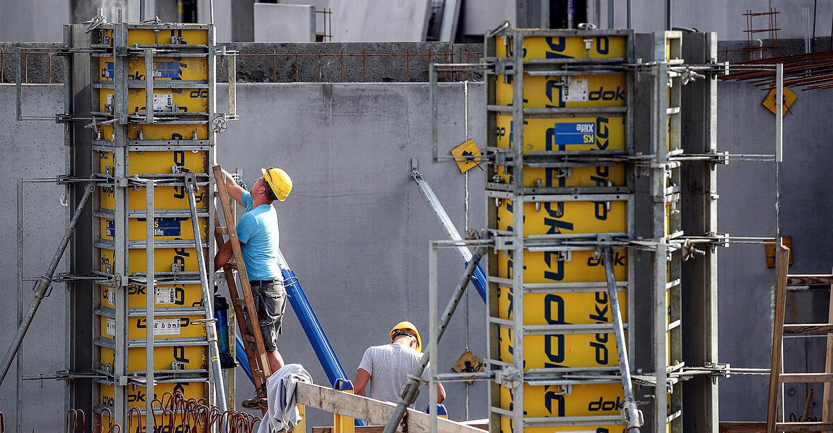 Bauwirtschaft-soll-regionaler-werden-Gewerkschaft-startet-rot-wei-rot-Kampagne