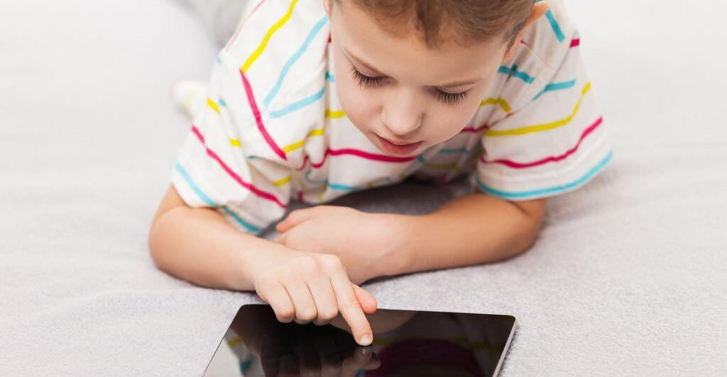 Fr-he-Mediennutzung-steigert-autismus-hnliche-Symptome-bei-Kindern