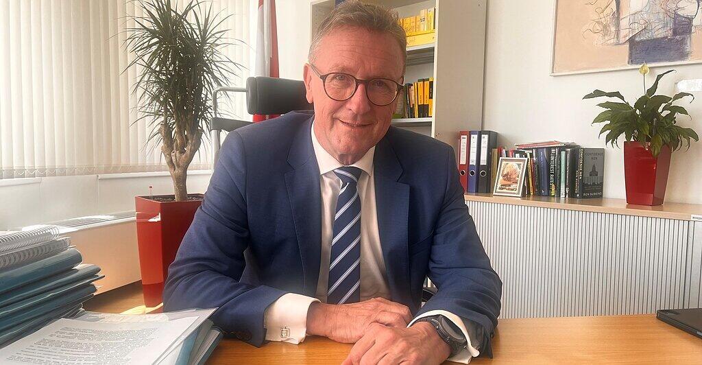 FMA-Chef-Es-gab-viele-kleine-Signas-