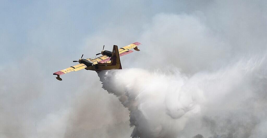 Gro-er-Waldbrand-in-der-Toskana-3-500-Personen-evakuiert