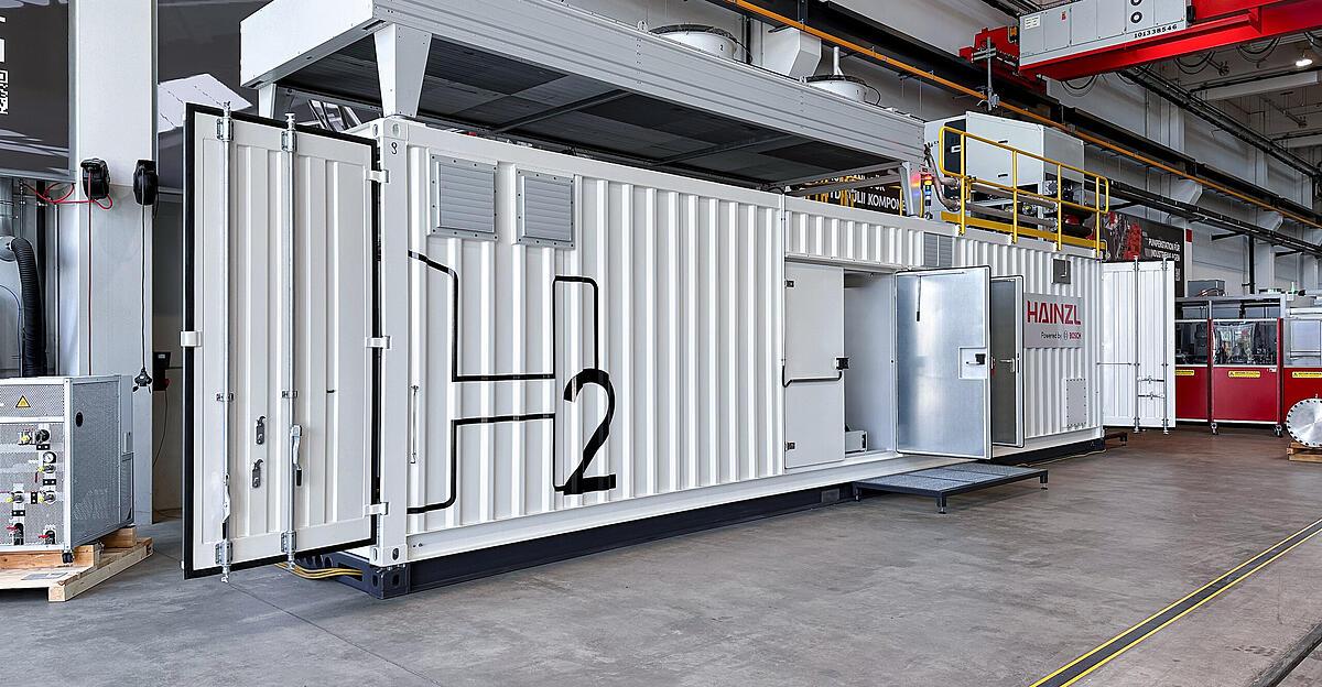 Forschung-an-Wasserstoff-Hainzl-Industries-liefert-ersten-Elektrolyseur-aus
