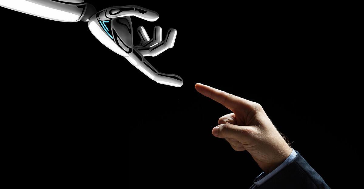 Paradox-Unternehmen-nutzen-KI-aber-jedes-zweite-hat-keine-Digitalstrategie