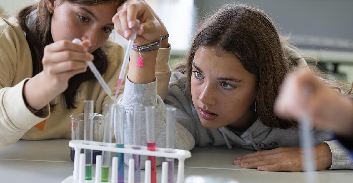 Kinderuni 2026: Programmieren, Pipettieren und Animieren