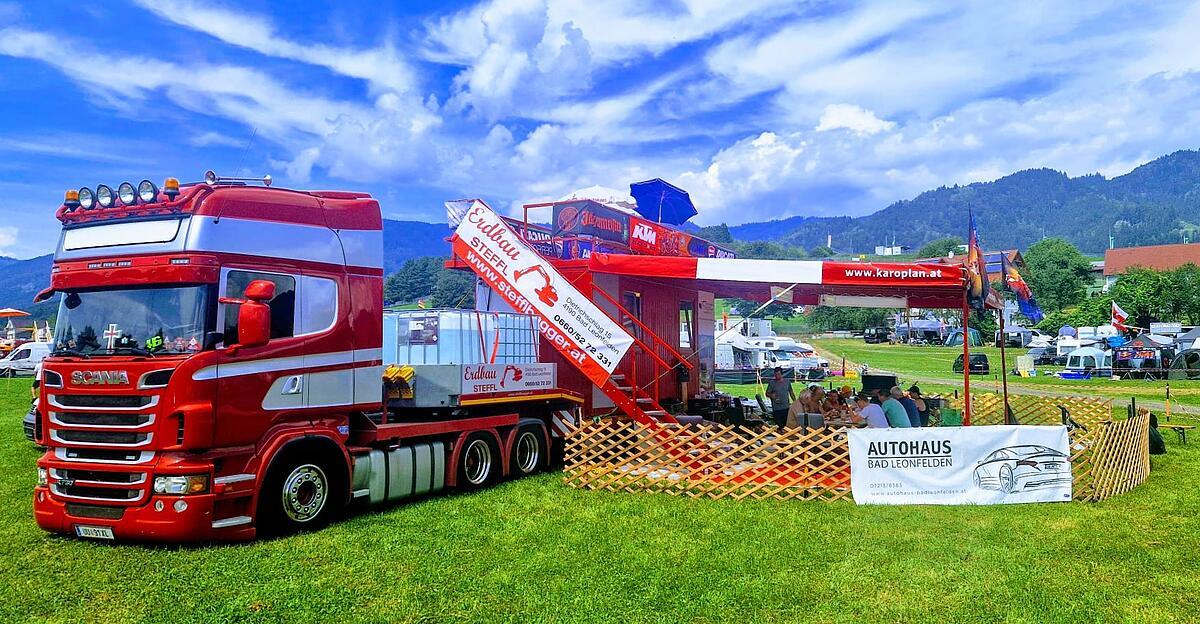 Mit-Tieflader-und-Jacuzzi-zur-MotoGP-Diese-M-hlviertler-sind-die-K-nige-vom-Campingplatz-in-Spielberg