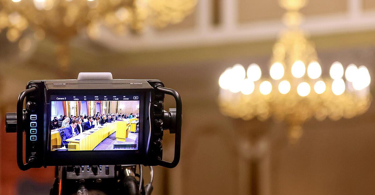 Landtagssitzung-zwischen-rzteausbildung-und-Wind