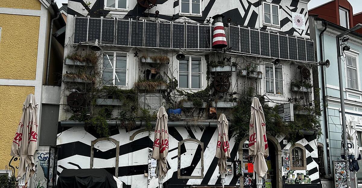 Stadtwerkstatt-Linz-Viele-Ger-chte-um-das-Cafe-Strom