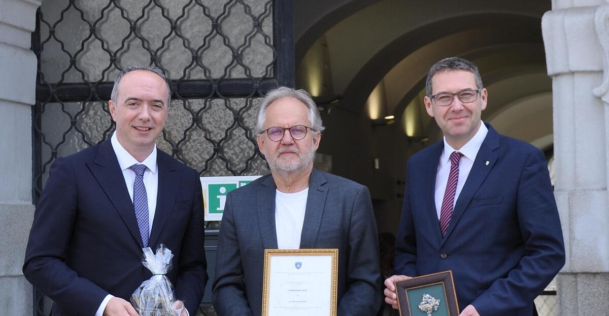 L’ambassadeur du Kosovo visite la mairie de Steyr