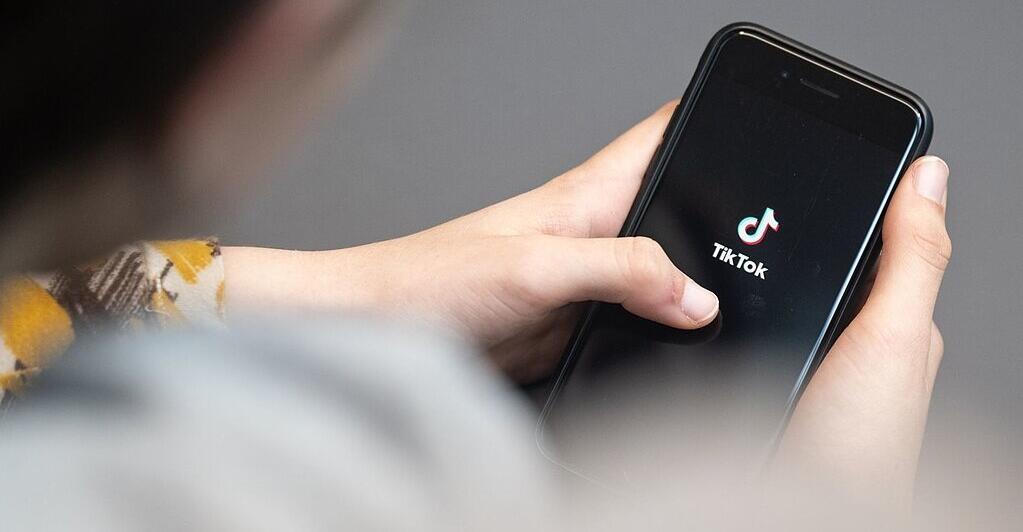 Verbandsklage-TikTok-soll-Verbrauchern-Schadenersatz-zahlen