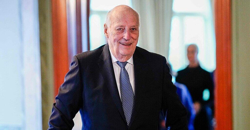 Norwegens-K-nig-Harald-im-Krankenhaus-auf-Teneriffa