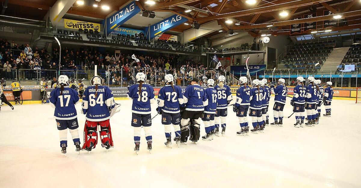Der-Rekord-ist-gefallen-Ice-Cats-feierten-gegen-Capitals-ein-Eishockeyfest
