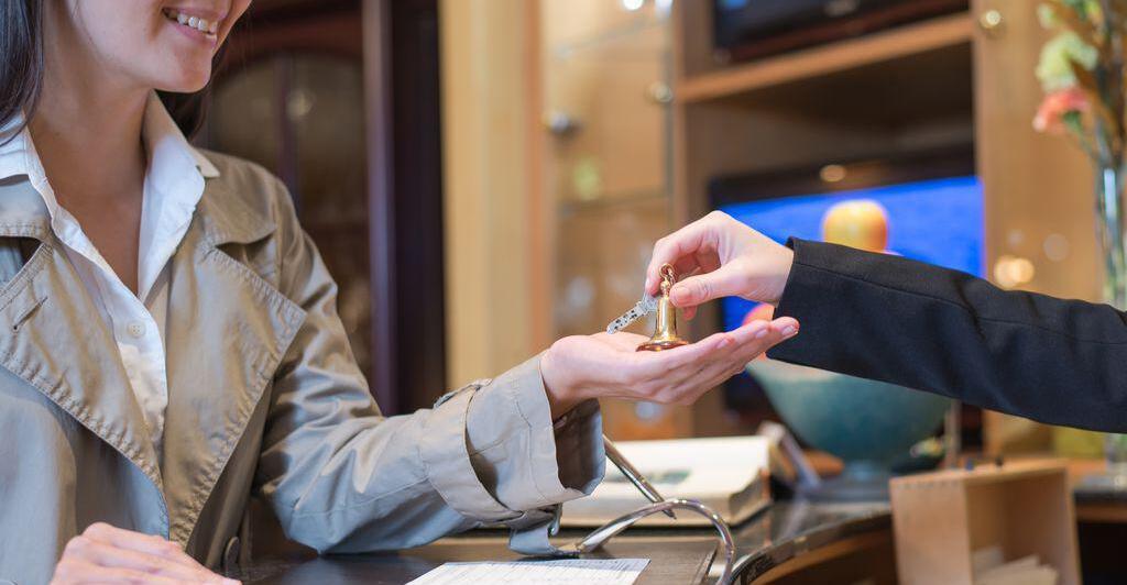 hotelbetreiber-r-ckl-ufige-einnahmen-und-steigende-kosten-sind-die-schlechteste-aller-kombinationen