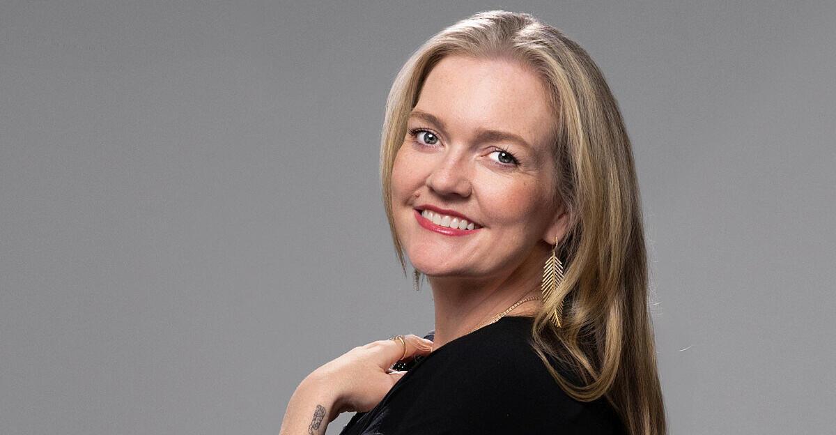 Colleen-Hoovers-s-chtigmachender-Mix-aus-Sex-Drama-und-unerh-rten-Wendungen