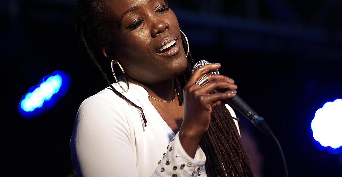 chanda-rule-ich-musste-raus-aus-dem-b-ro