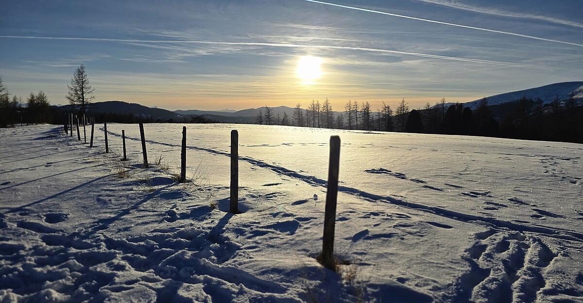 hochrindl-eine-k-rnter-hochebene-in-frauenhand