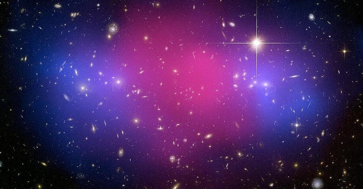 Forscher-erstellen-detaillierte-Karte-von-Dunkler-Materie