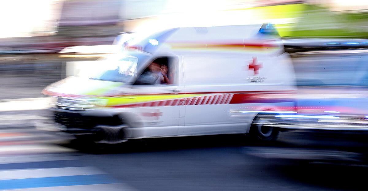 Ranshofen : Conducteur de chariot élévateur blessé dans un accident du travail