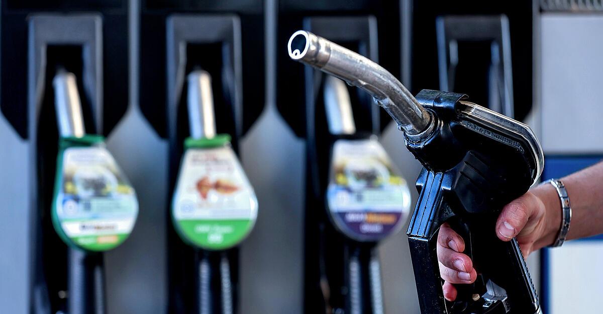 Photo: Oberösterreichische Nachrichten Austrian Government to Lower Fuel Costs by Over 12 Cents Per Liter