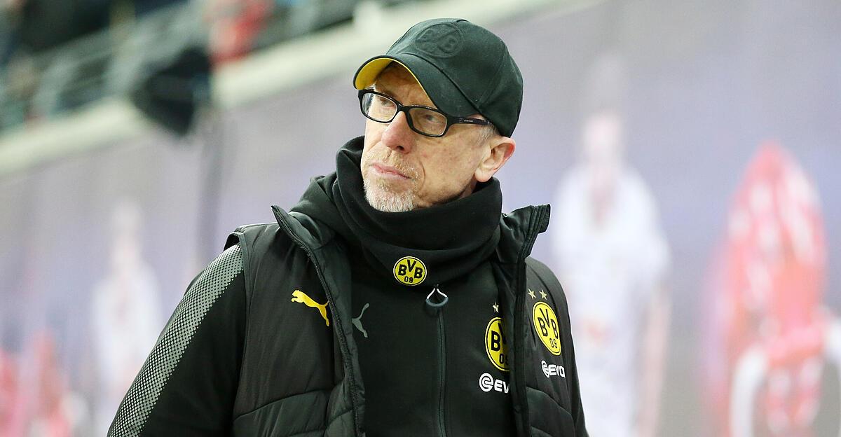 German Bundesliga team fires coach: Will Peter Stöger take over now?